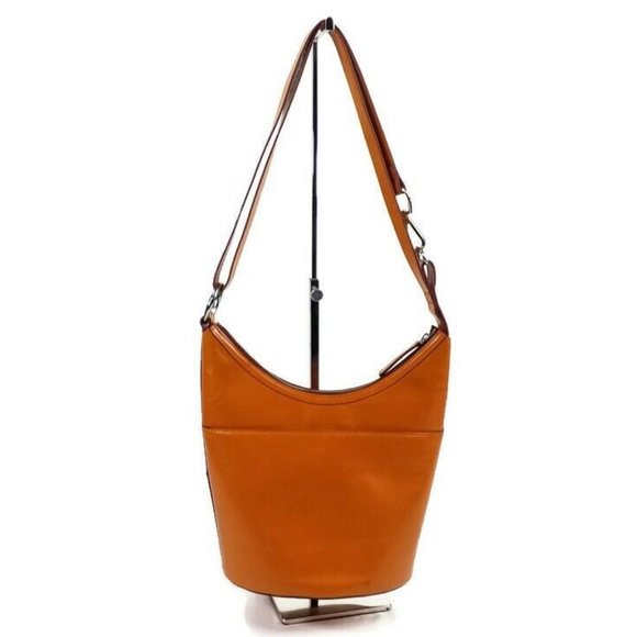 Hobo Int'l The Original Polished Truffle Tan Leather Bucket Bag - Picture 2 of 11